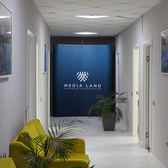 Семейная стоматология «МедиаЛэнд»